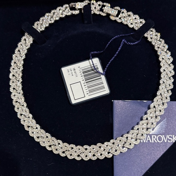 Swarovski Crystal Silver Necklace - Picture 6 of 8